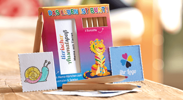 Colored pencils memo set