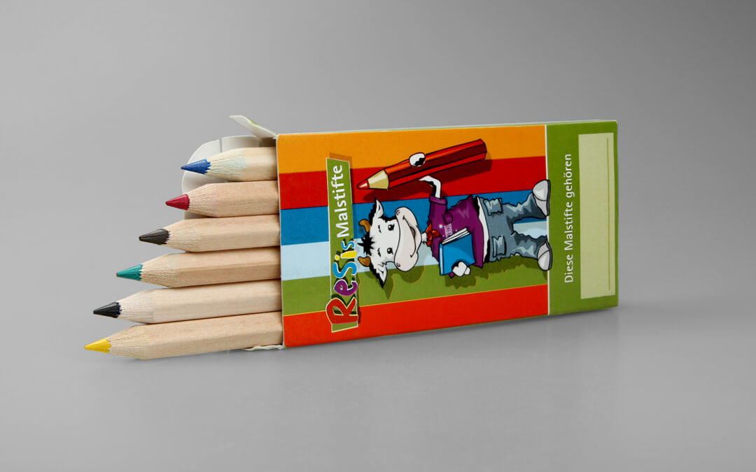 short, hexagonal natural colored pencils with individual etui