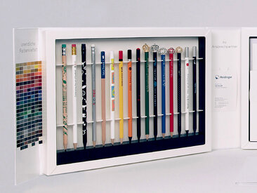 Präsentationsbox mit Bleistiften, verschieden bedruckt | Reidinger.de